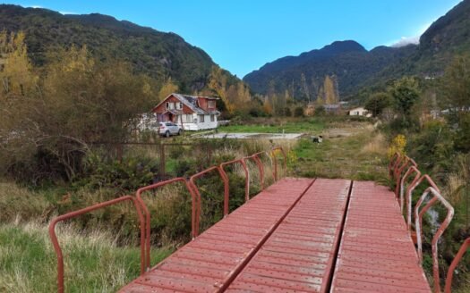 Terreno con casa caminó a Chacabuco